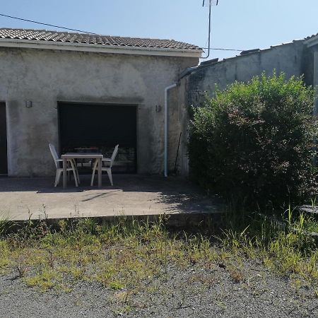 Nuit Au Calme Saint-Bonnet-sur-Gironde Kültér fotó